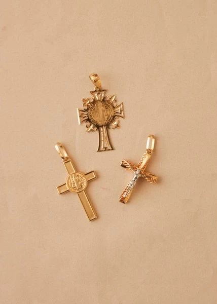 religioso-oro-01