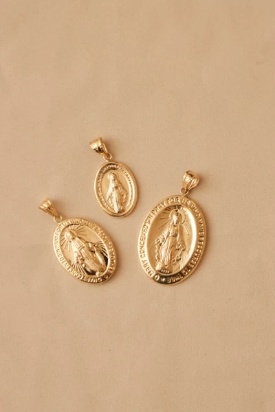 religioso-oro-06