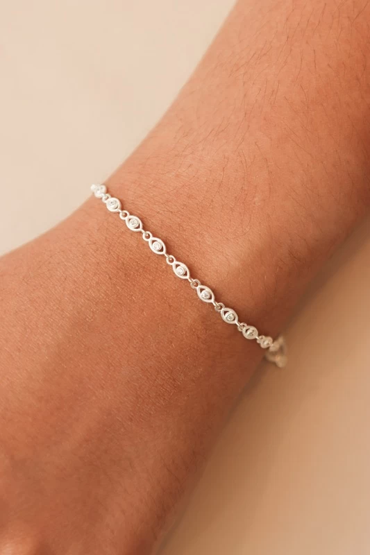 pulsera-de-plata-ojo-circon